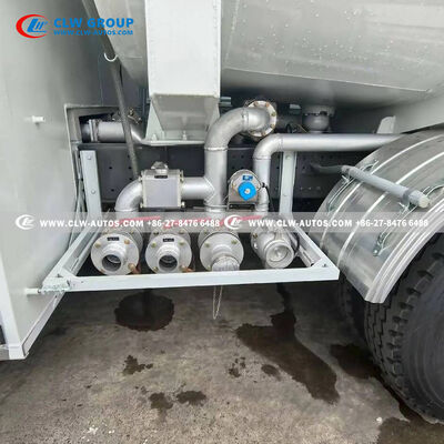 SINOTRUK HOWO 20,000-Liter Aviation Refueling Truck with 5182 Aluminum Alloy Tank and 1,200 L/min Flow Rate