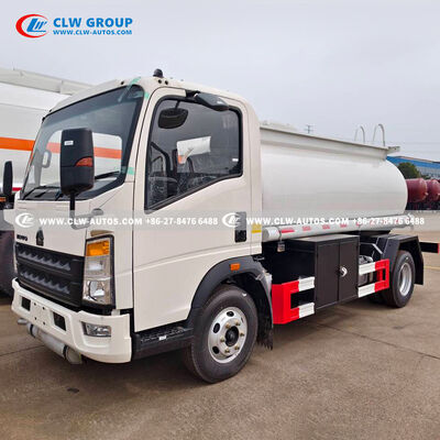 HOWO 4x2 Fuel Dispenser Truck with Explosion-Proof Dispenser and 5-60 L/min Flow Rate Powered by 116hp Diesel Engine