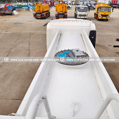 HOWO 4x2 Fuel Dispenser Truck with Explosion-Proof Dispenser and 5-60 L/min Flow Rate Powered by 116hp Diesel Engine