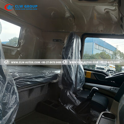 SINOTRUK HOWO 15T On-Site Mixed Explosive Truck with PLC-Based Automated Mixing and 360-Degree Rotating Hose Guide Boom