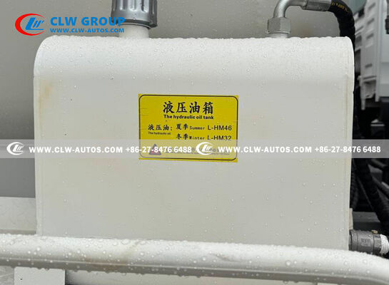 Sinotruk HOWO TX 22,000L Water Sprinkler Tanker with 371HP Turbocharged Engine and 360° High-Pressure Water Cannon for Dust Control