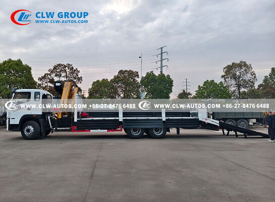 FAW JK6 6x4 Crane Truck 320HP 25T Payload Capacity With XCMG Folding Boom Crane